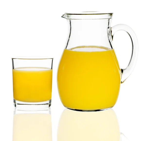 Portakal suyu bir bardak ve sürahi — Stok fotoğraf