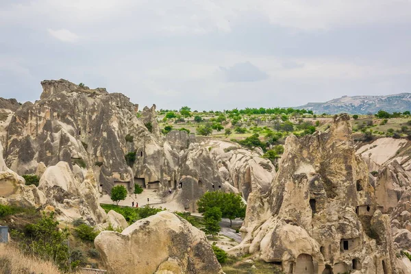 Incredibili Formazioni Rocciose Vulcaniche Conosciute Come Love Valley Fairy Chimneys — Foto Stock