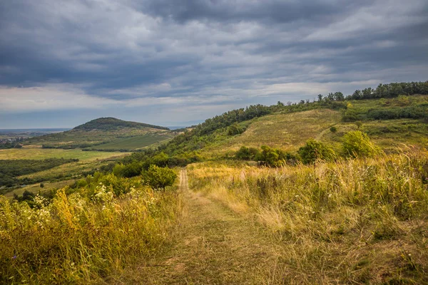 Úsvit Horách Cesta Horách Úsvitu Slunce Vychází Zpoza Hor Nádherné — Stock fotografie