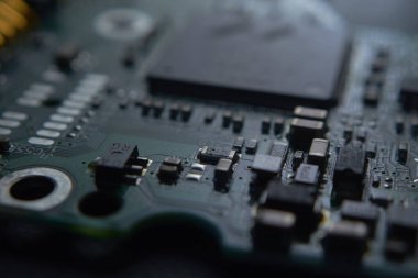 Çipin bileşenleri. makro fotoğrafçılık