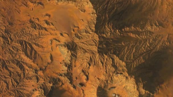 Laboratories and scientific research on Mars. the planet's landscape with bases and laboratories located on the surface. satellite imagery. 3D animation — Stock Footage Laboratories Scientific Research Mars Planet Landscape Bases Laboratories Located Surface Royalty Free Stock Video