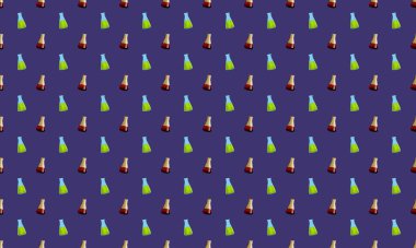 Farklı aksesuarlara sahip renkli arkaplan