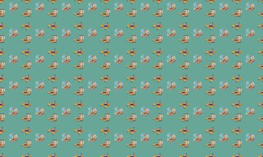 Farklı aksesuarlara sahip renkli arkaplan