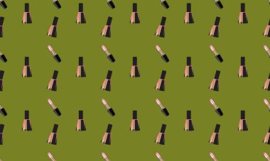 Farklı aksesuarlara sahip renkli arkaplan