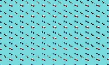 Farklı aksesuarlara sahip renkli arkaplan