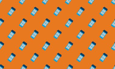 Farklı aksesuarlara sahip renkli arkaplan