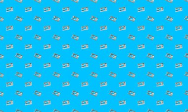 Farklı aksesuarlara sahip renkli arkaplan