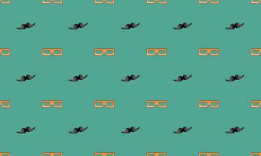 Farklı aksesuarlara sahip renkli arkaplan