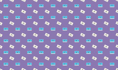 Farklı aksesuarlara sahip renkli arkaplan