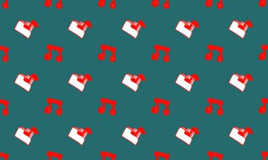 Farklı aksesuarlara sahip renkli arkaplan