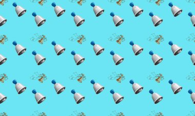 Farklı aksesuarlara sahip renkli arkaplan