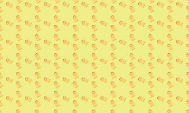 Farklı aksesuarlara sahip renkli arkaplan