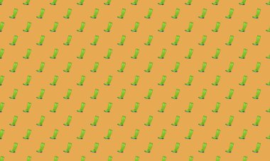 Farklı aksesuarlara sahip renkli arkaplan