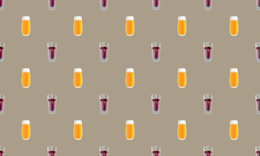 Farklı aksesuarlara sahip renkli arkaplan