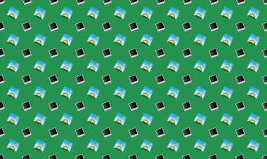 Farklı aksesuarlara sahip renkli arkaplan