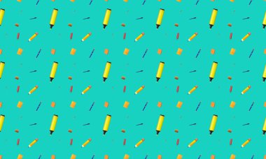 Farklı aksesuarlara sahip renkli arkaplan