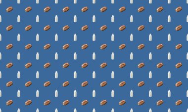 Farklı aksesuarlara sahip renkli arkaplan