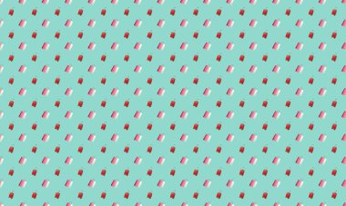 Farklı aksesuarlara sahip renkli arkaplan