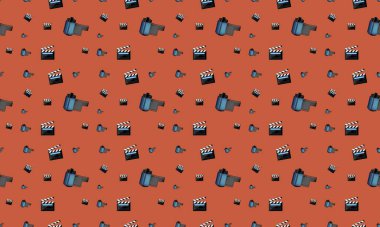 Farklı aksesuarlara sahip renkli arkaplan