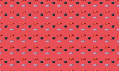 Farklı aksesuarlara sahip renkli arkaplan