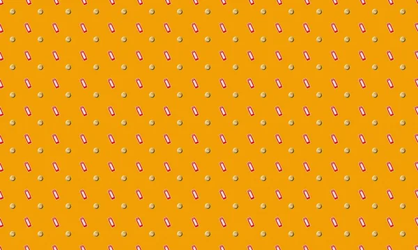 Farklı aksesuarlara sahip renkli arkaplan