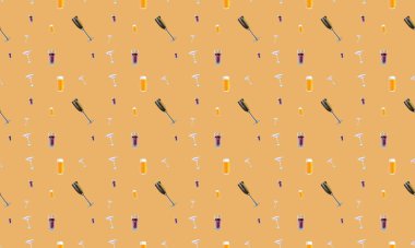 Farklı aksesuarlara sahip renkli arkaplan