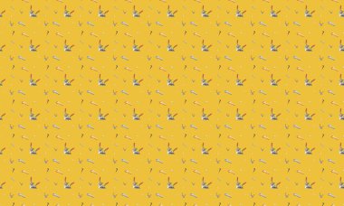 Farklı aksesuarlara sahip renkli arkaplan