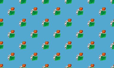 Farklı aksesuarlara sahip renkli arkaplan