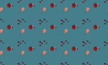 Farklı aksesuarlara sahip renkli arkaplan