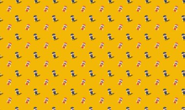 Farklı aksesuarlara sahip renkli arkaplan