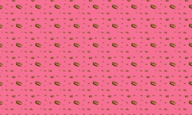 Farklı aksesuarlara sahip renkli arkaplan