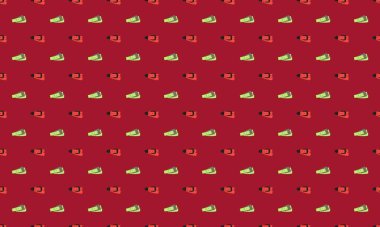 Farklı aksesuarlara sahip renkli arkaplan