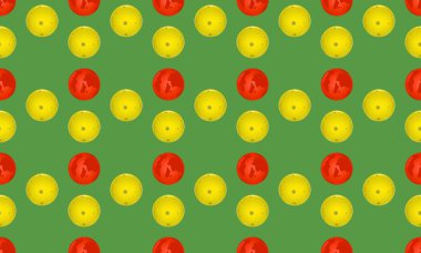 Farklı aksesuarlara sahip renkli arkaplan