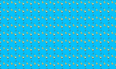 Farklı aksesuarlara sahip renkli arkaplan