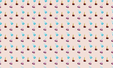 Farklı aksesuarlara sahip renkli arkaplan