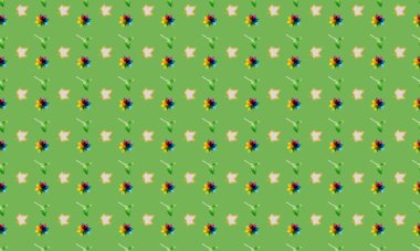 Farklı aksesuarlara sahip renkli arkaplan