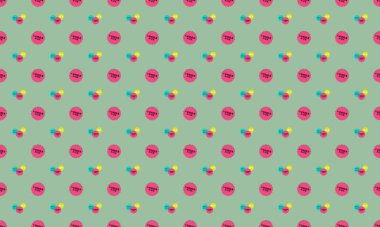 Farklı aksesuarlara sahip renkli arkaplan