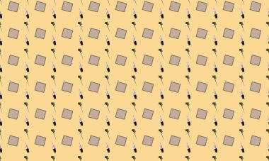 Farklı aksesuarlara sahip renkli arkaplan