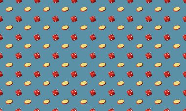 Farklı aksesuarlara sahip renkli arkaplan