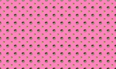 Farklı aksesuarlara sahip renkli arkaplan