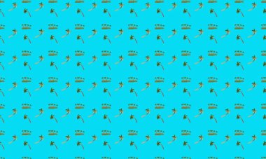 Farklı aksesuarlara sahip renkli arkaplan