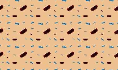 Farklı aksesuarlara sahip renkli arkaplan