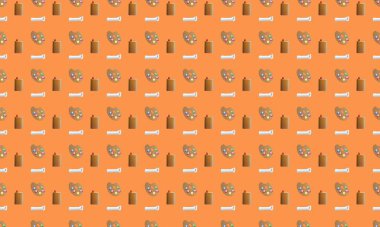 Farklı aksesuarlara sahip renkli arkaplan