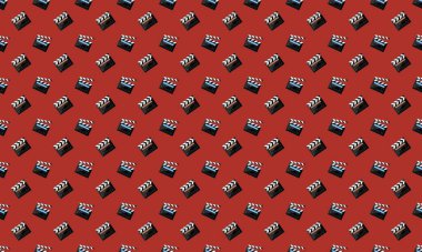 Farklı aksesuarlara sahip renkli arkaplan