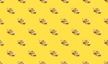 Farklı aksesuarlara sahip renkli arkaplan