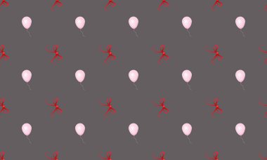 Farklı aksesuarlara sahip renkli arkaplan