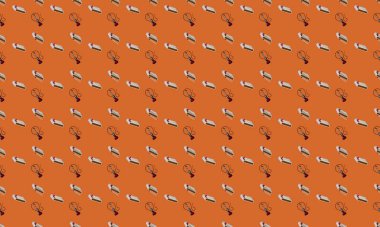 Farklı aksesuarlara sahip renkli arkaplan