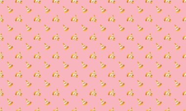 Farklı aksesuarlara sahip renkli arkaplan