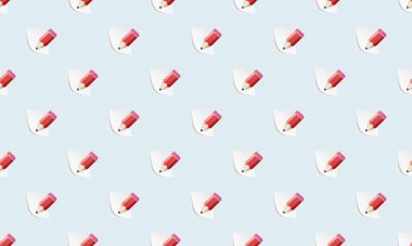 Farklı aksesuarlara sahip renkli arkaplan