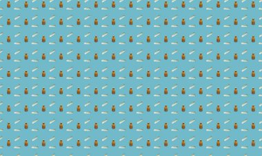 Farklı aksesuarlara sahip renkli arkaplan